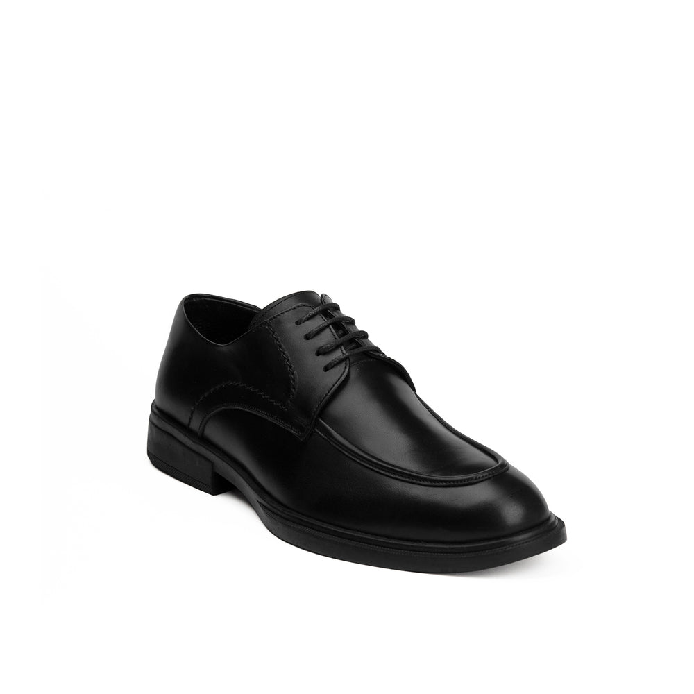 Moc Toe Lace Up Black